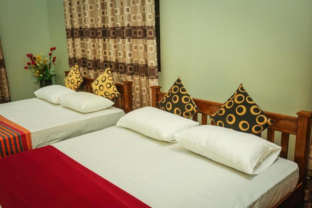 Nirosha Guest House Galle Exterior photo