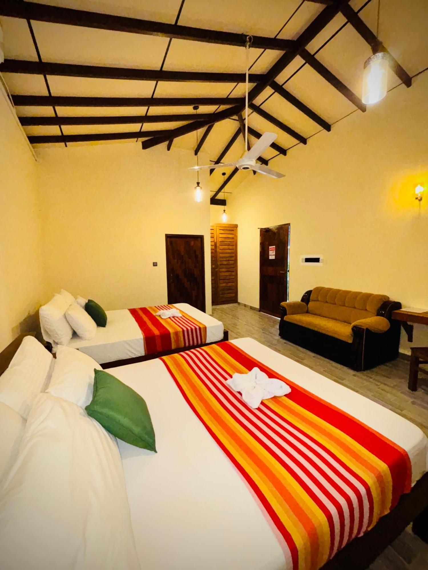 Nirosha Guest House Galle Exterior photo